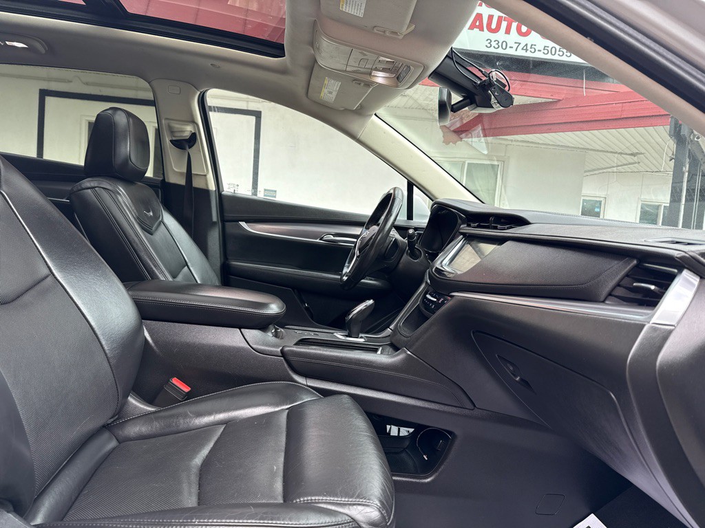 2017 Cadillac XT5 Image 15