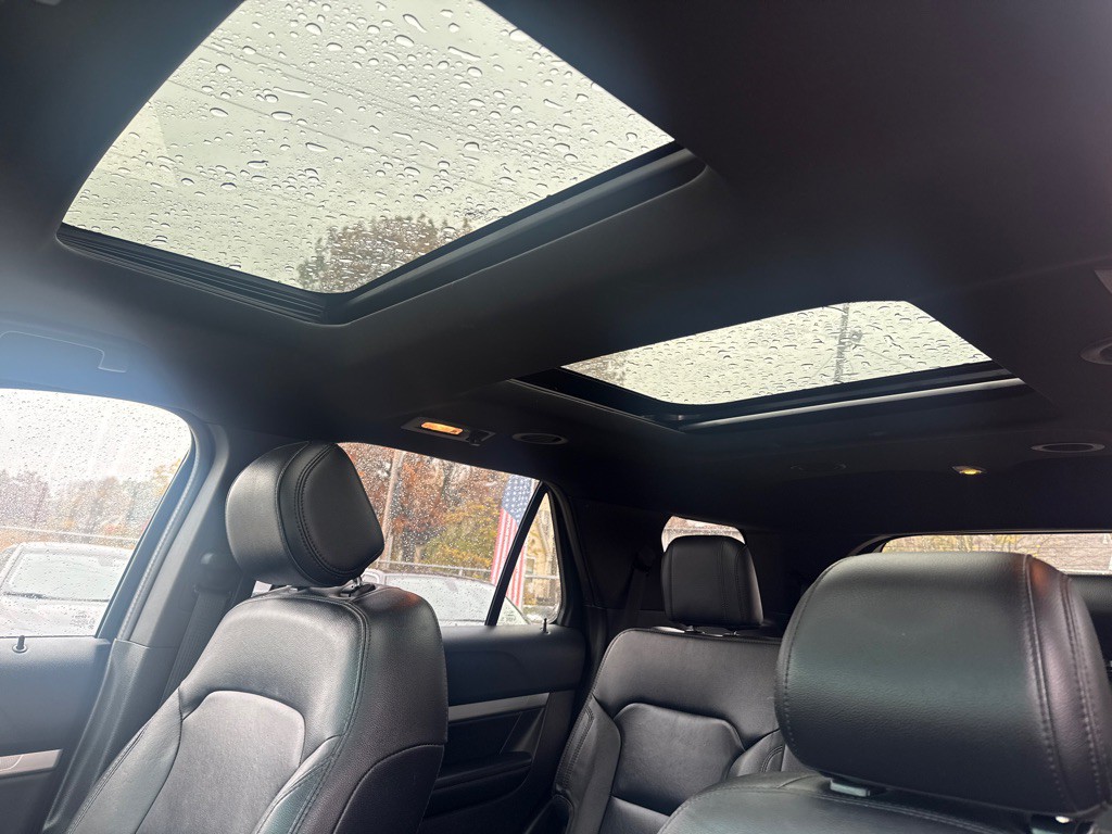 2016 Ford Explorer Image 7