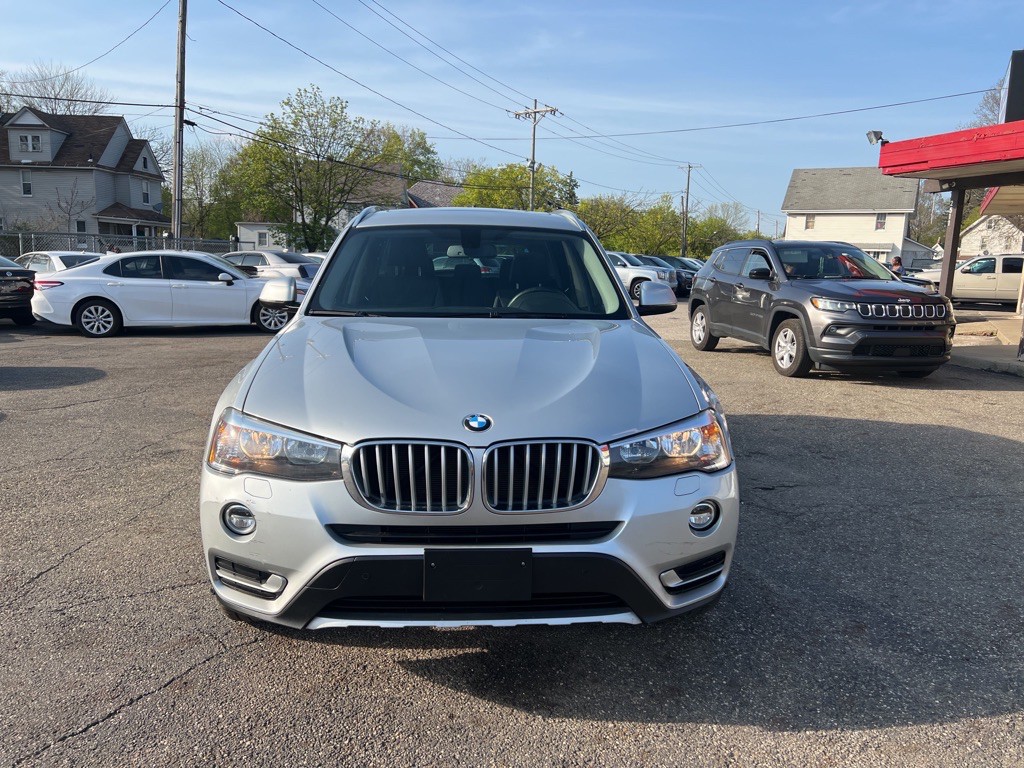 2017 BMW X3 Image 2