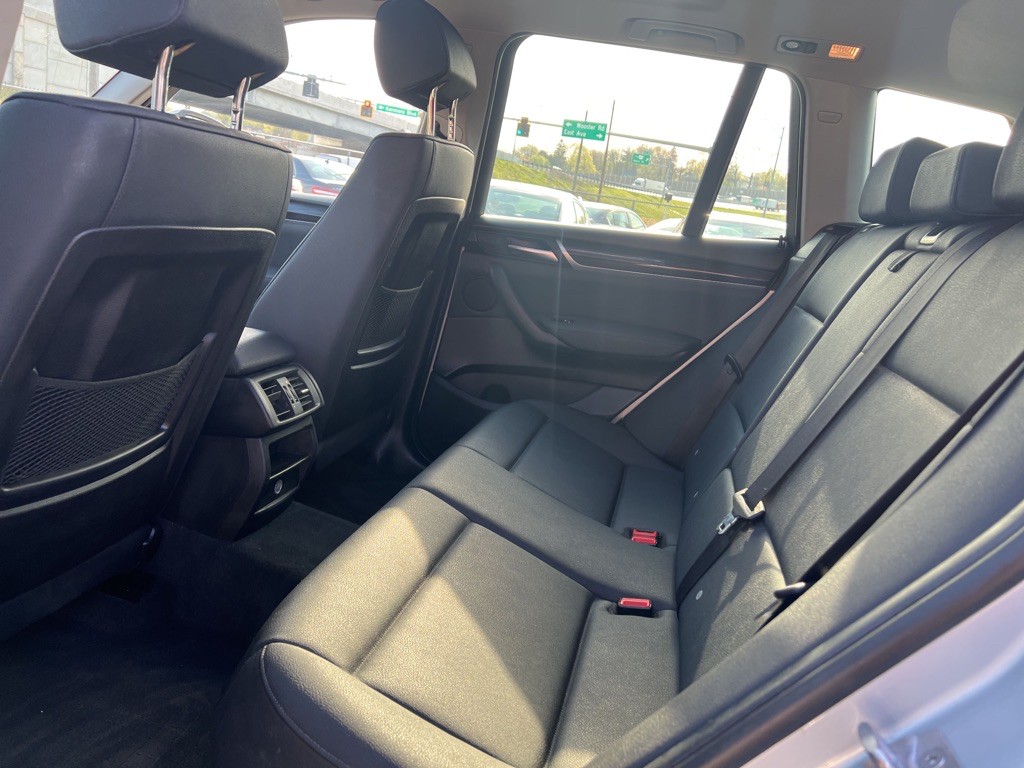 2017 BMW X3 Image 15