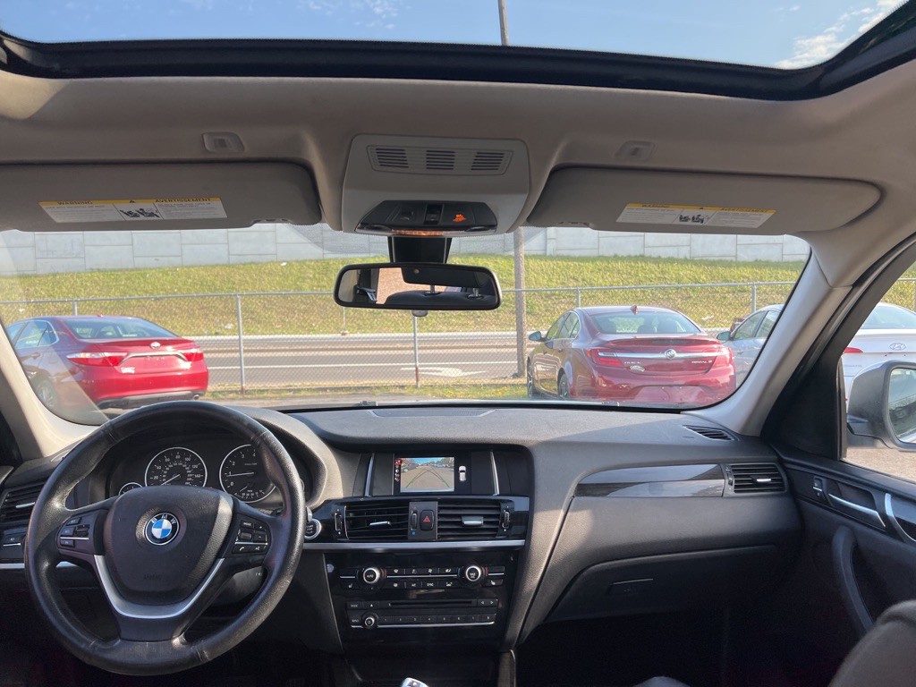 2017 BMW X3 Image 17