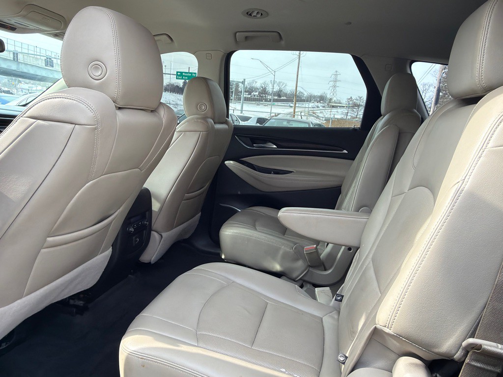 2021 Buick Enclave Image 11