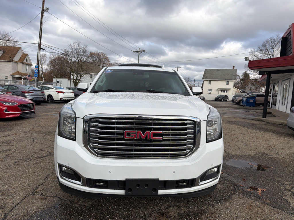 2017 GMC Yukon Image 1