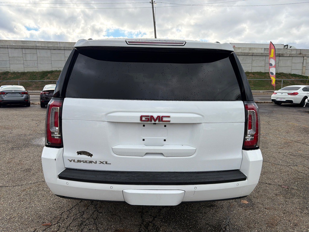 2017 GMC Yukon Image 4