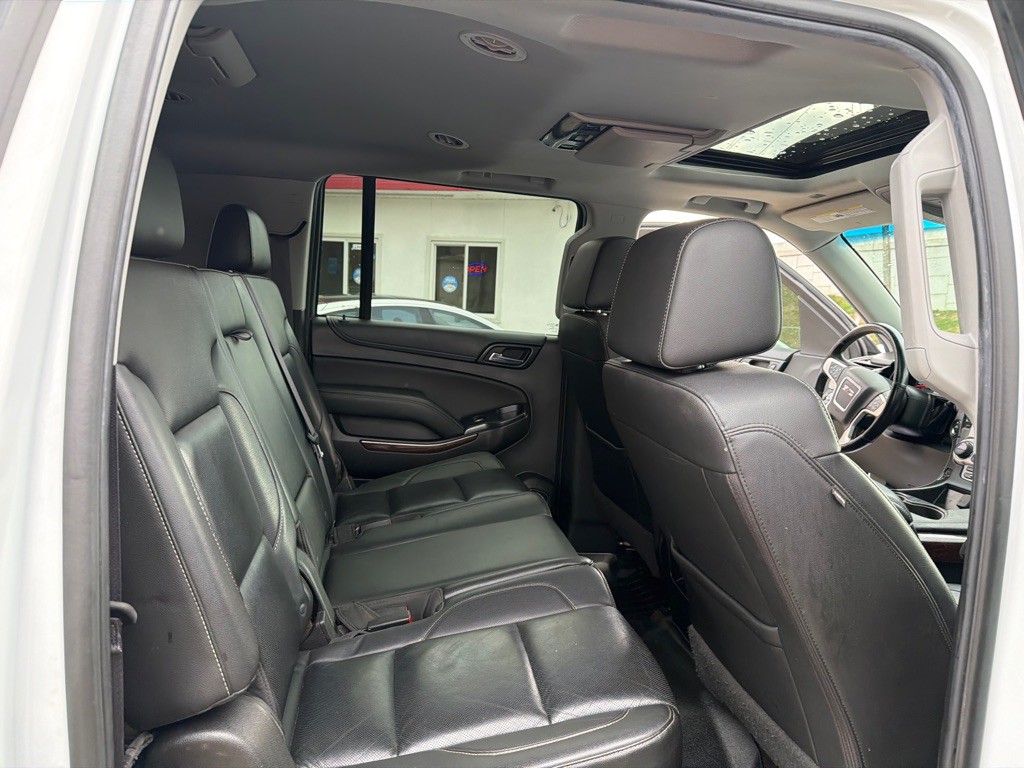 2017 GMC Yukon Image 14