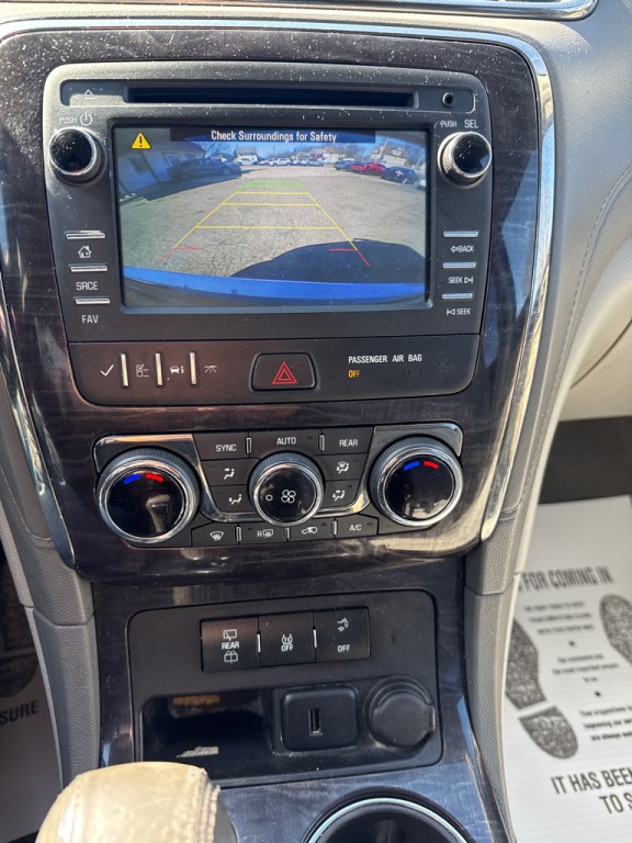 2017 Buick Enclave Image 8