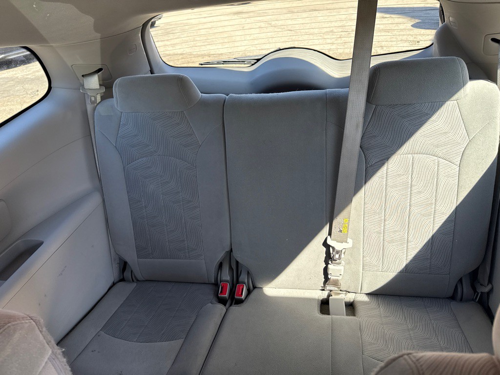 2017 Buick Enclave Image 10