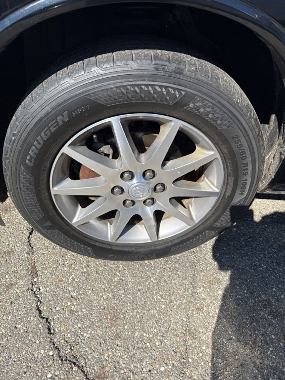 2017 Buick Enclave Image 16