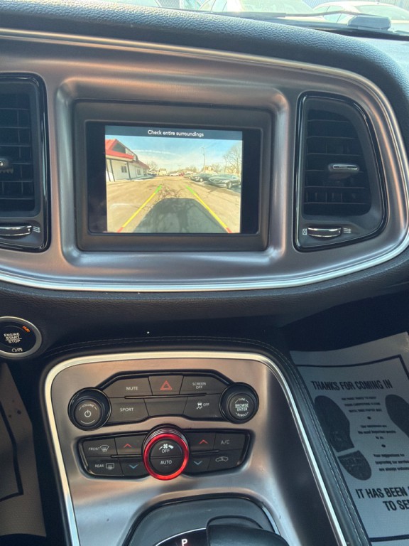 2021 Dodge Challenger Image 10