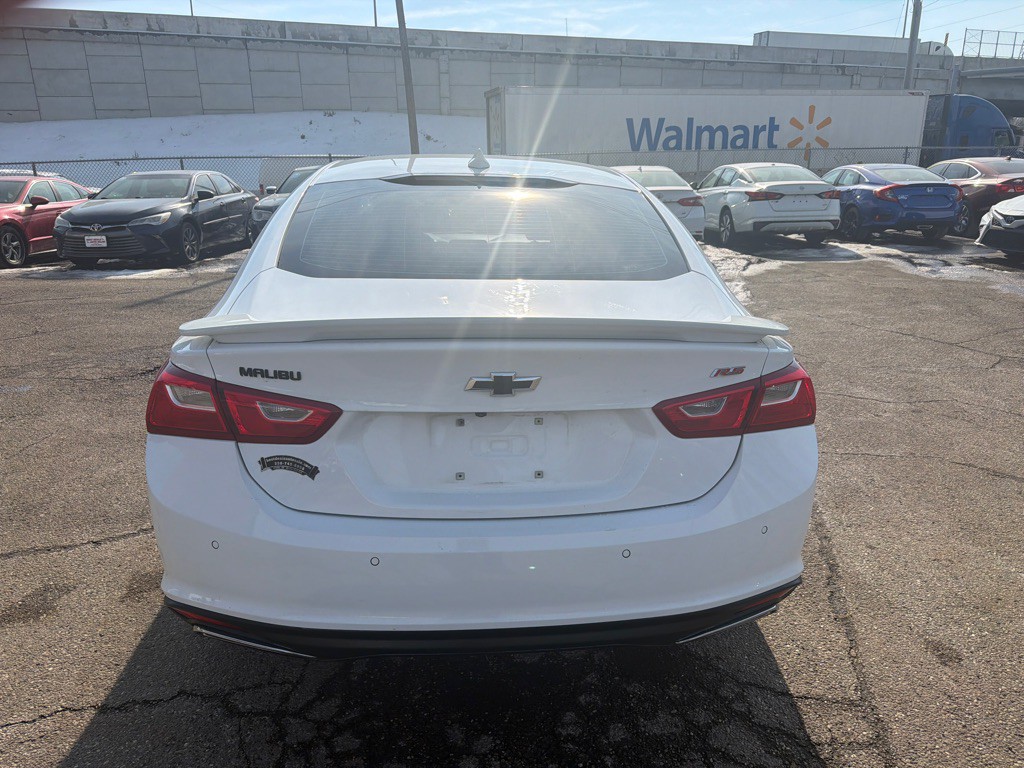 2021 Chevrolet Malibu Image 4