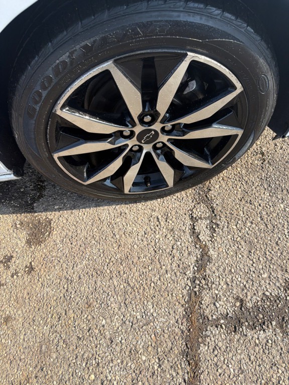 2021 Chevrolet Malibu Image 12