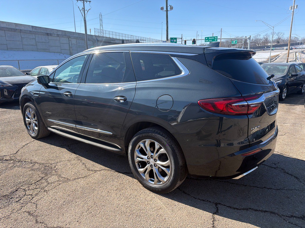 2018 Buick Enclave Image 5