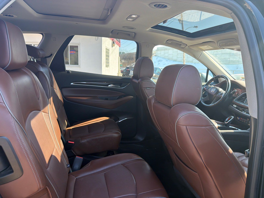 2018 Buick Enclave Image 14