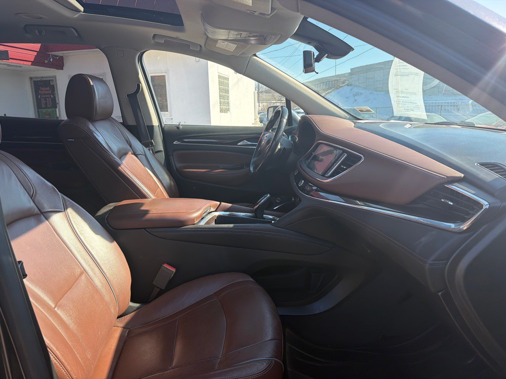 2018 Buick Enclave Image 15