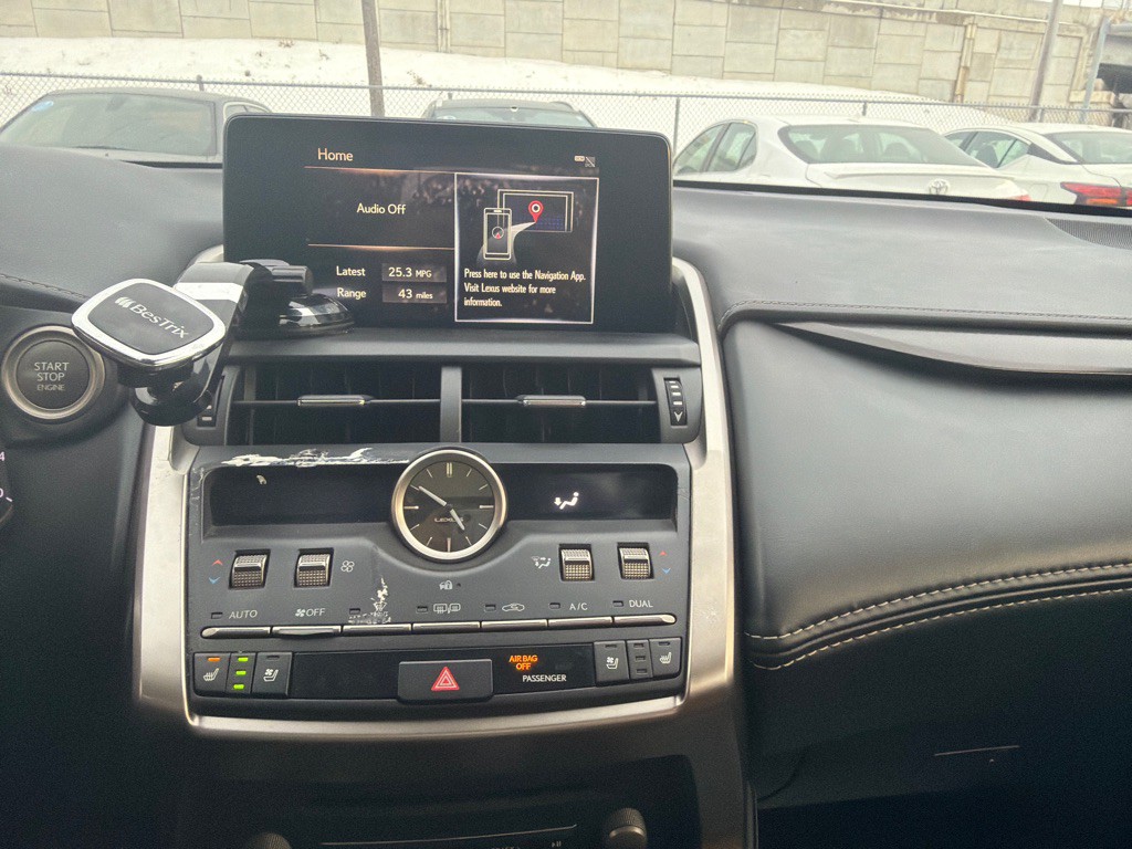 2019 Lexus NX Image 8