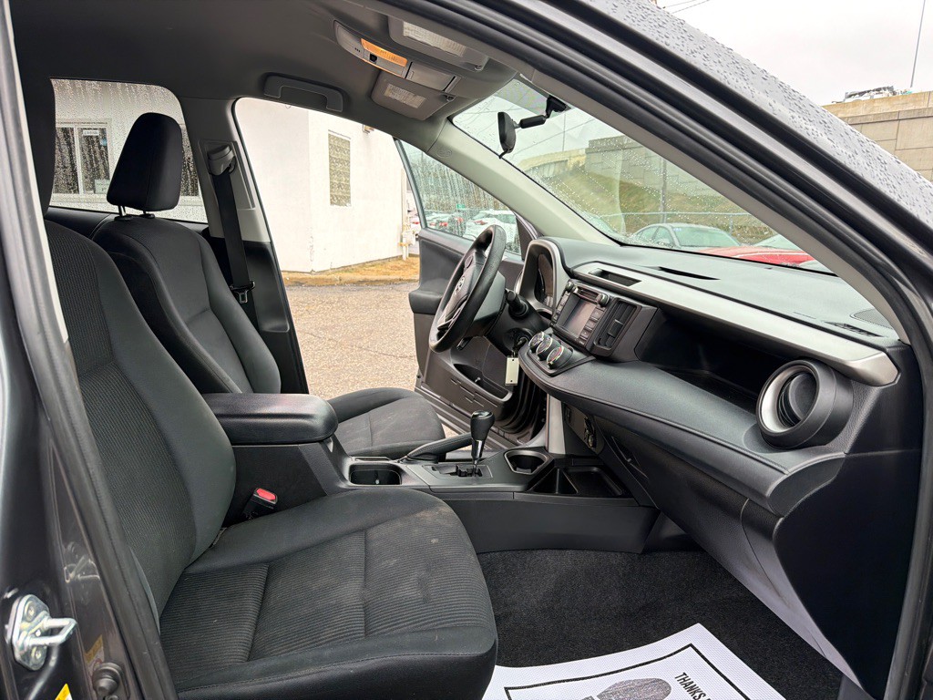 2016 Toyota Rav4 Image 13