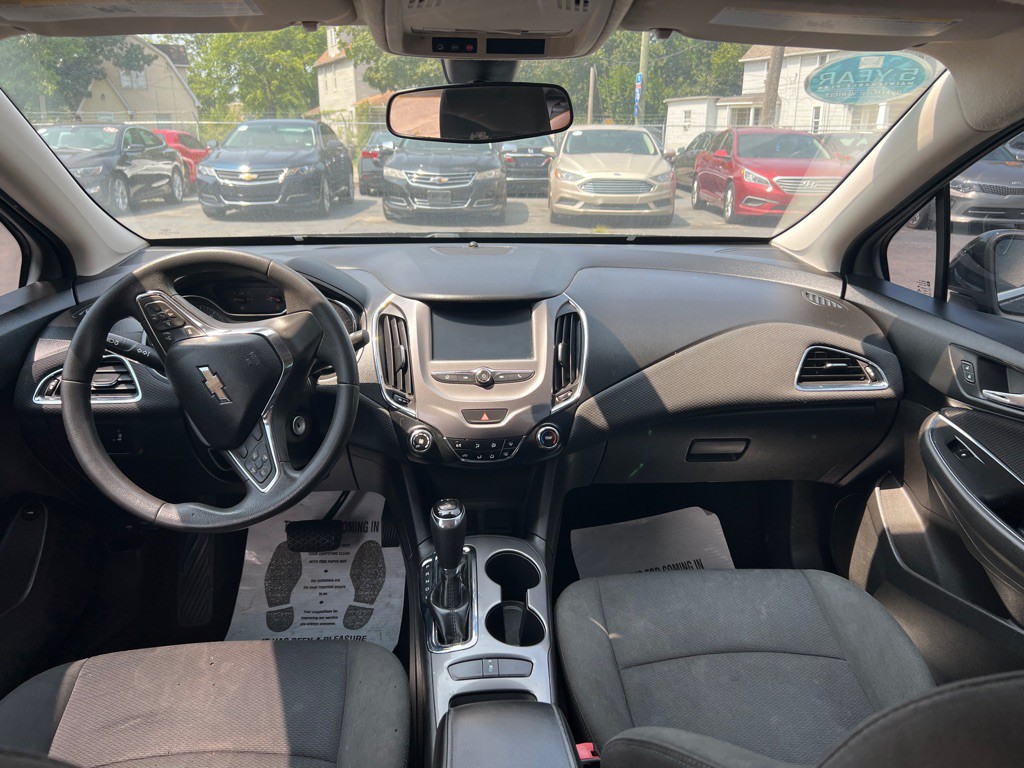 2017 Chevrolet Cruze Image 7