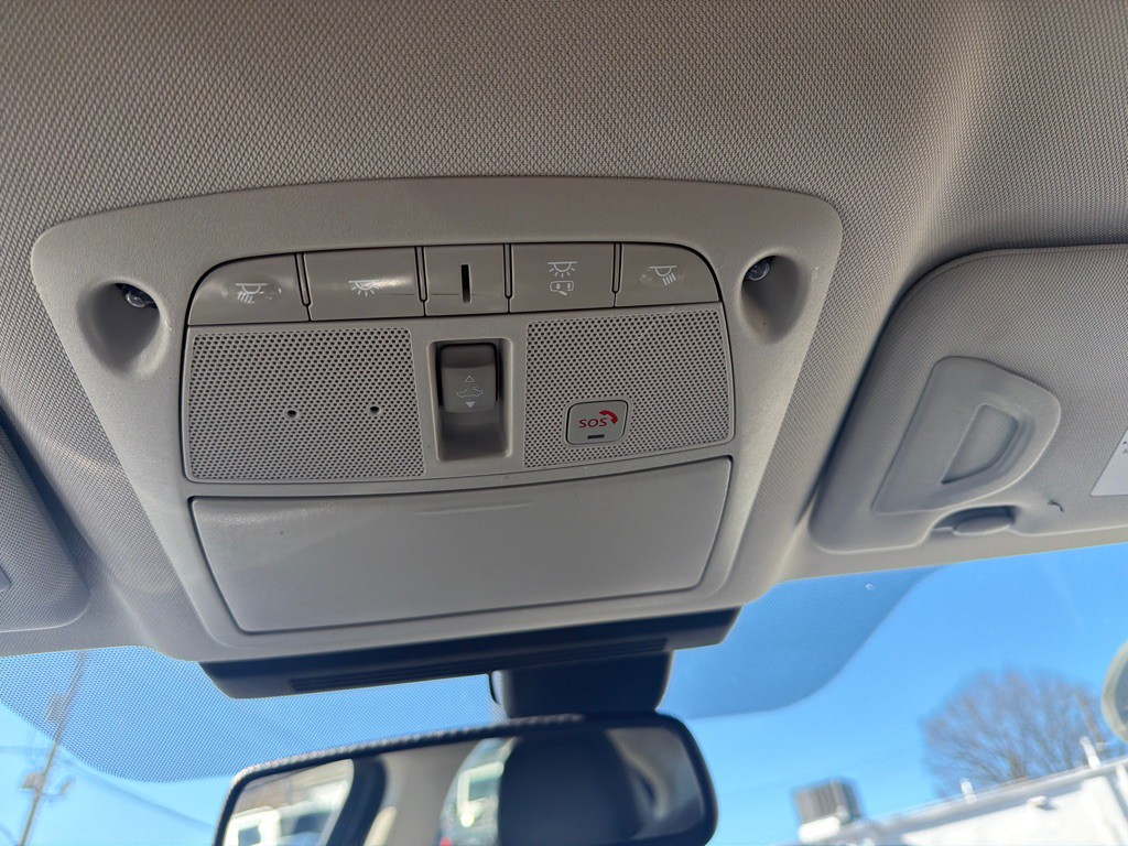 2019 INFINITI Q50 Image 9