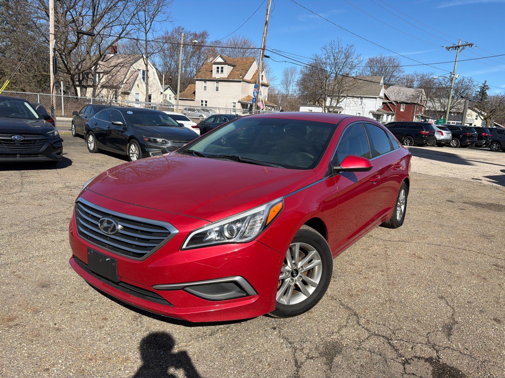 2017 Hyundai Sonata Image 1