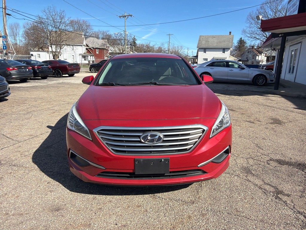 2017 Hyundai Sonata Image 2