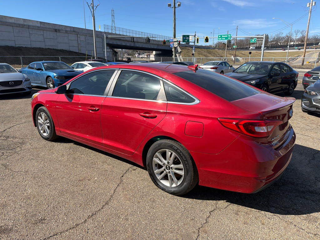 2017 Hyundai Sonata Image 6