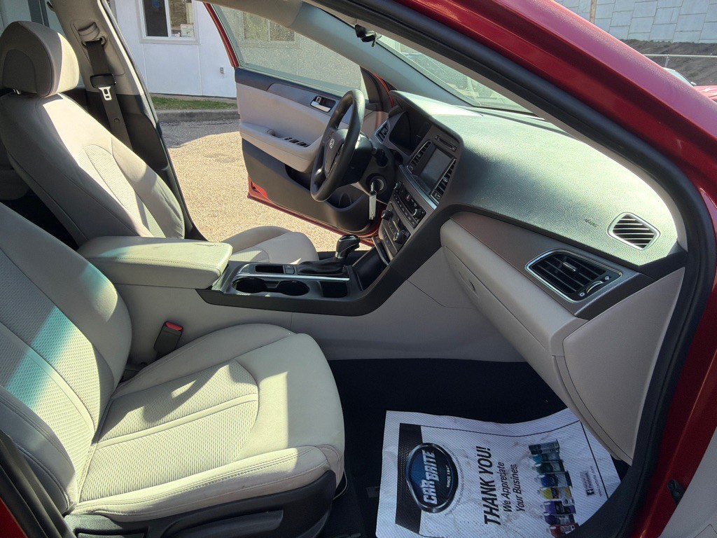 2017 Hyundai Sonata Image 11