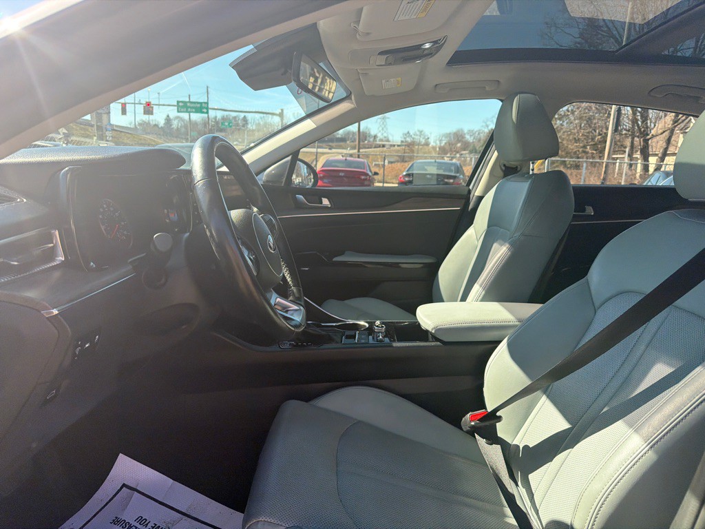 2021 Kia K5 Image 7