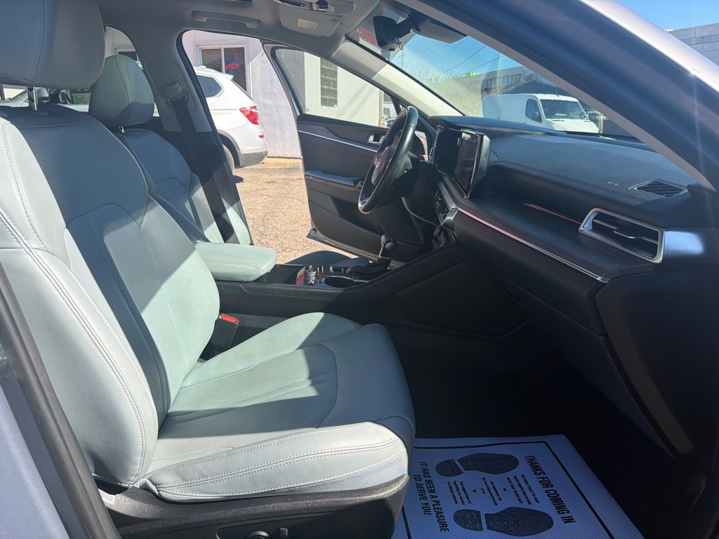 2021 Kia K5 Image 13
