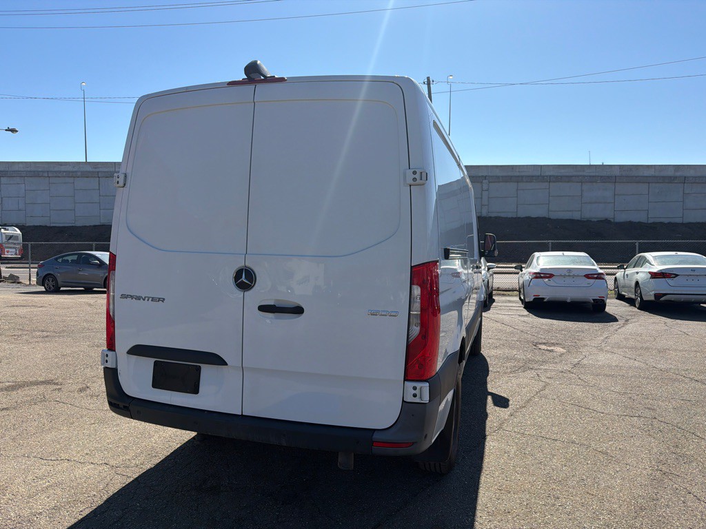 2022 Mercedes-Benz Sprinter Image 5