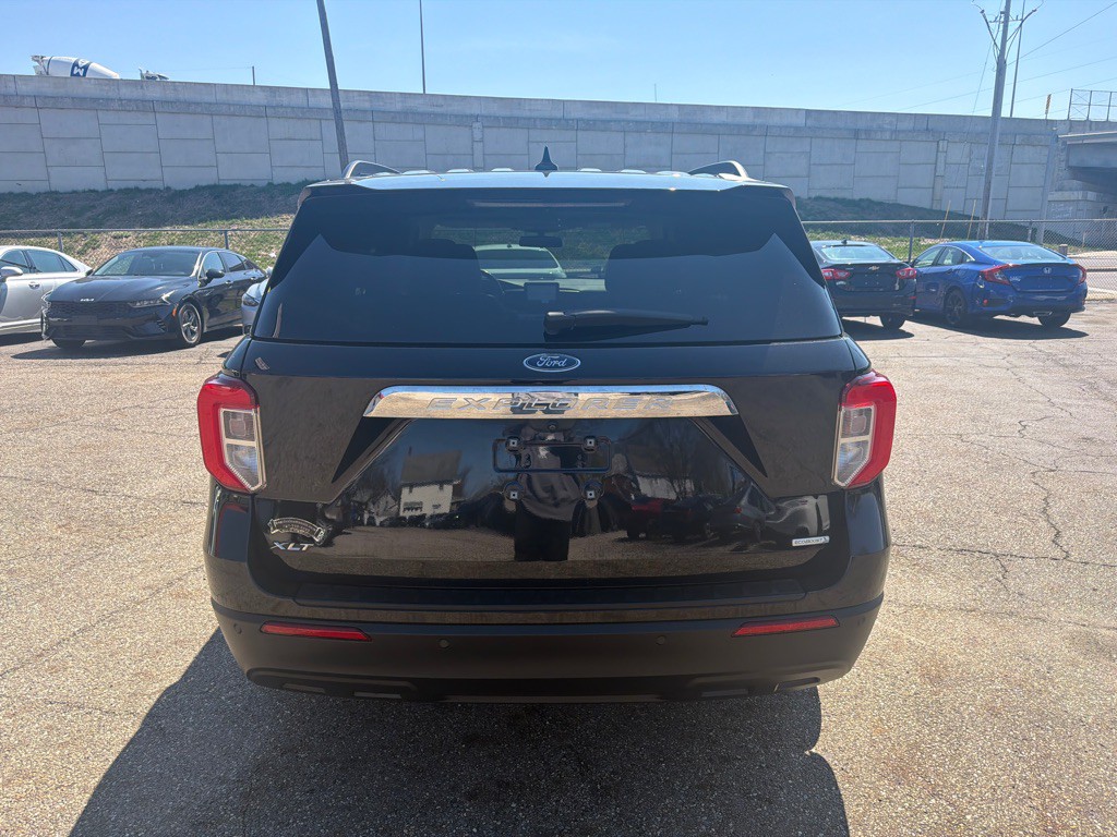 2020 Ford Explorer Image 4