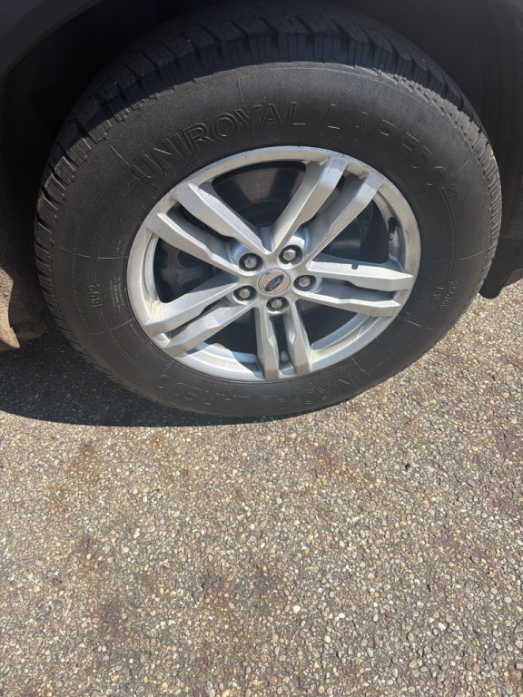 2020 Ford Explorer Image 13