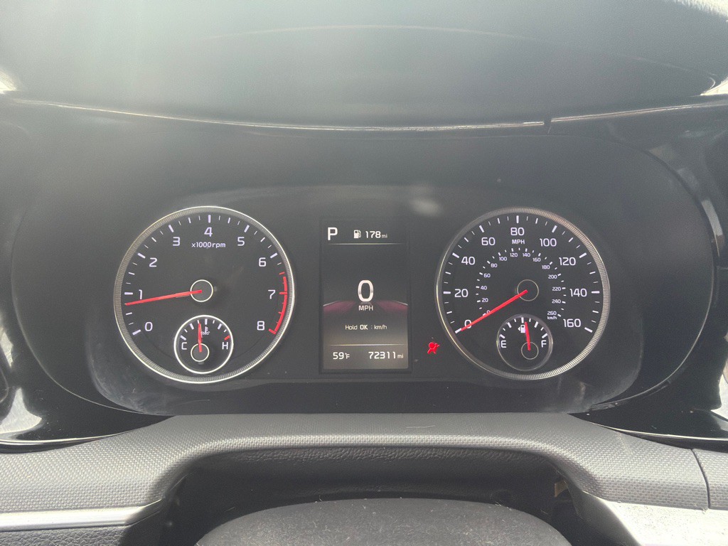 2022 Kia K5 Image 8