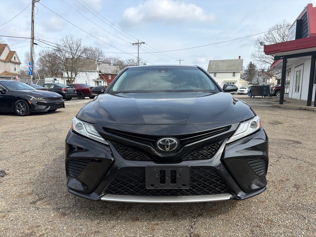 2020 Toyota Camry Image 2