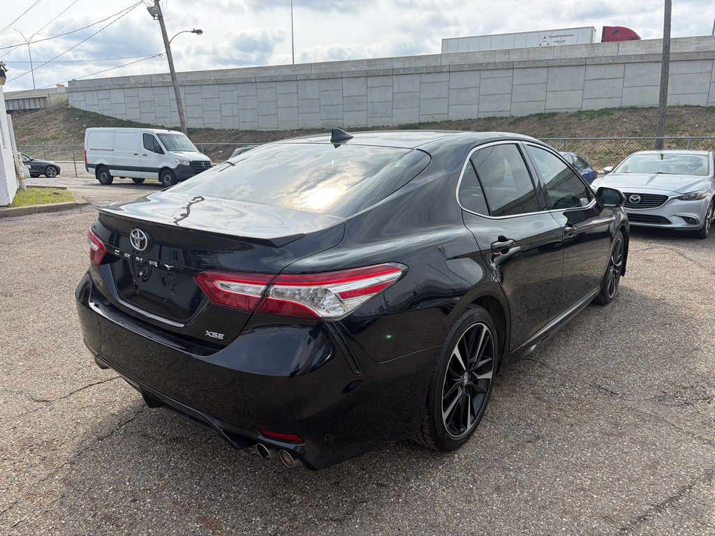 2020 Toyota Camry Image 4