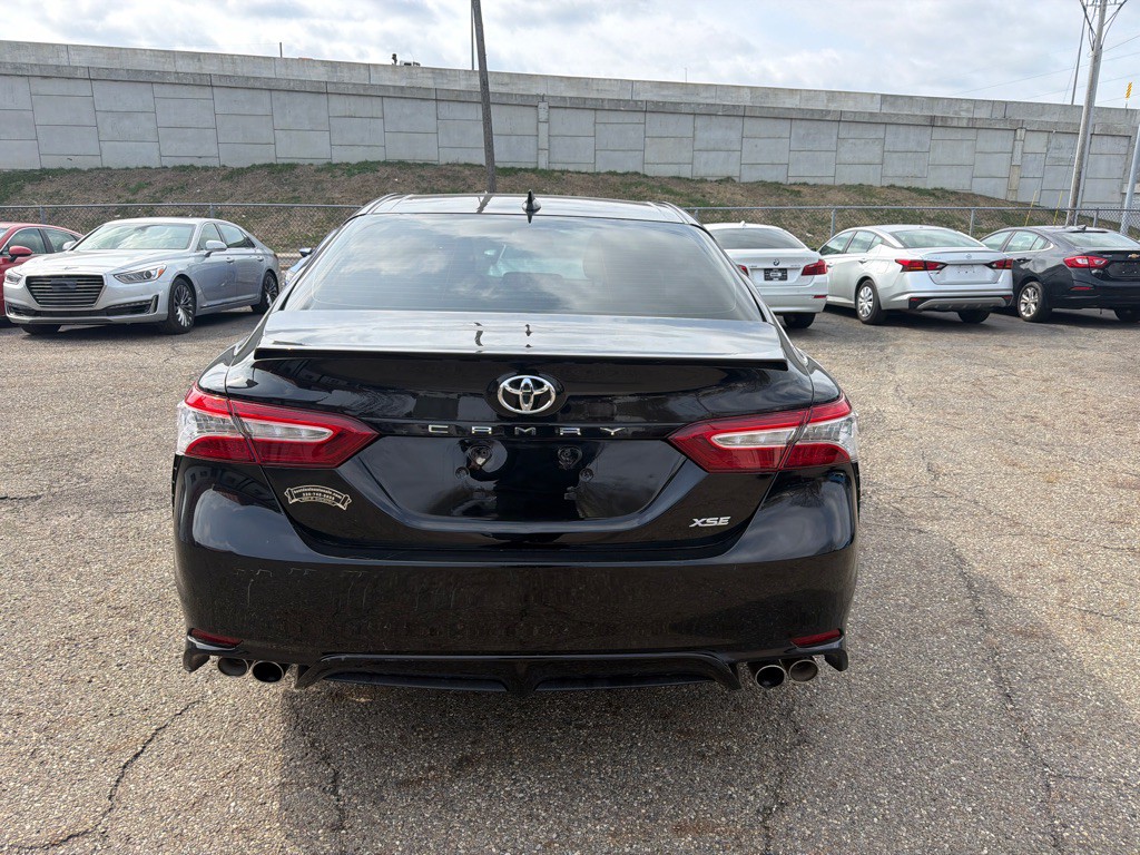 2020 Toyota Camry Image 5
