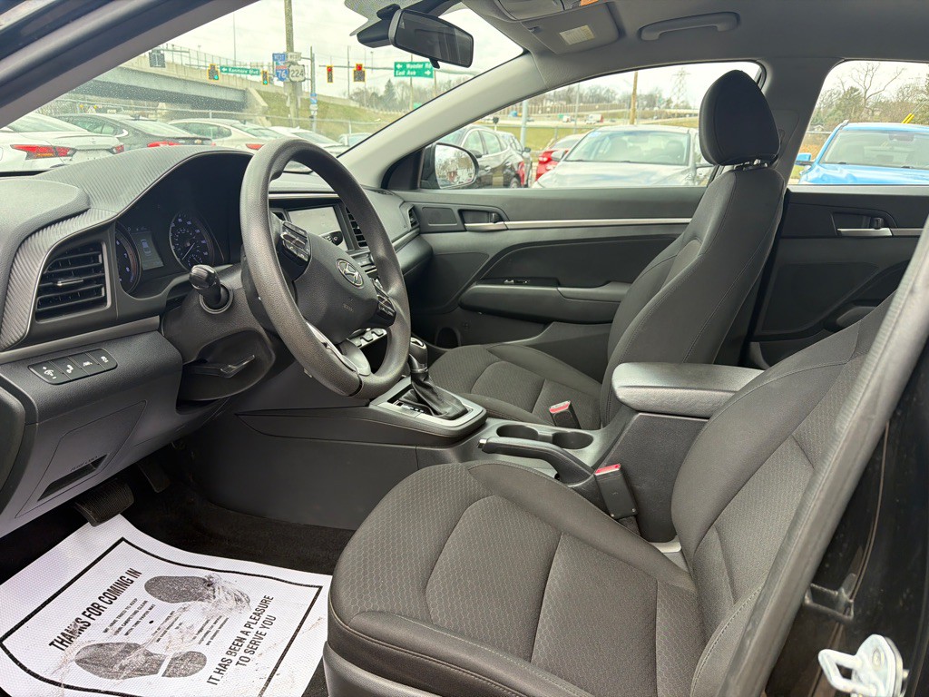 2020 Hyundai Elantra Image 7