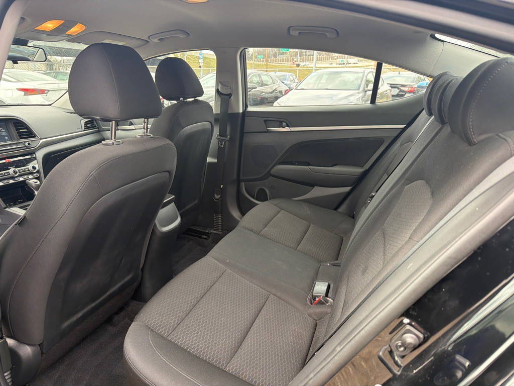 2020 Hyundai Elantra Image 10