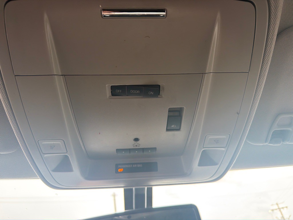 2017 Chevrolet Silverado 1500 Image 9