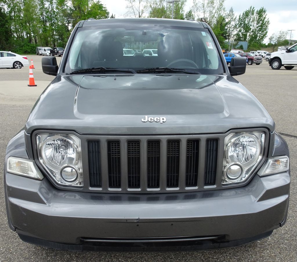 2012 Jeep Liberty Image 3