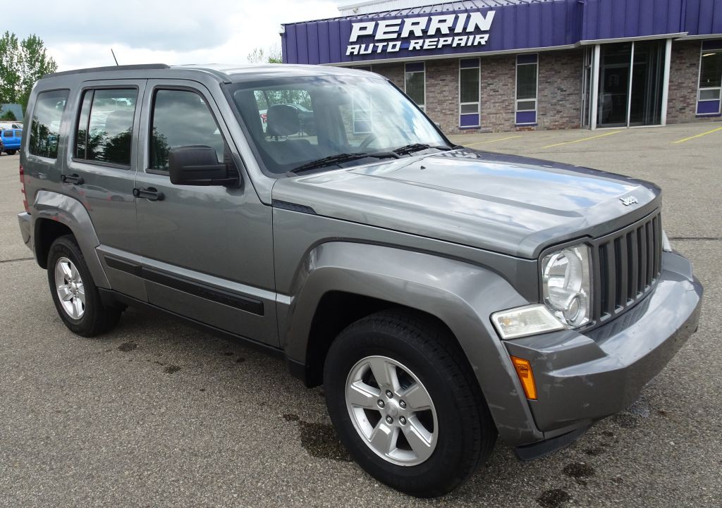 2012 Jeep Liberty Image 4