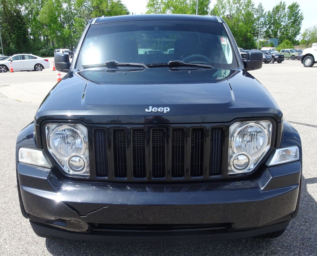 2012 Jeep Liberty Image 3