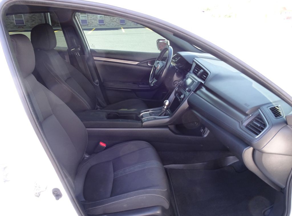 2018 Honda Civic Image 13