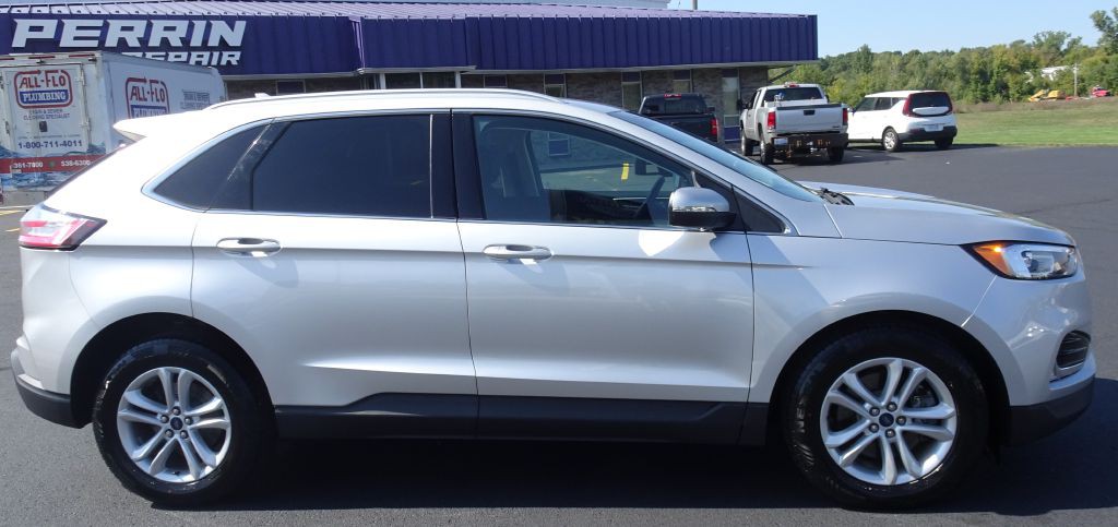 2019 Ford Edge Image 5