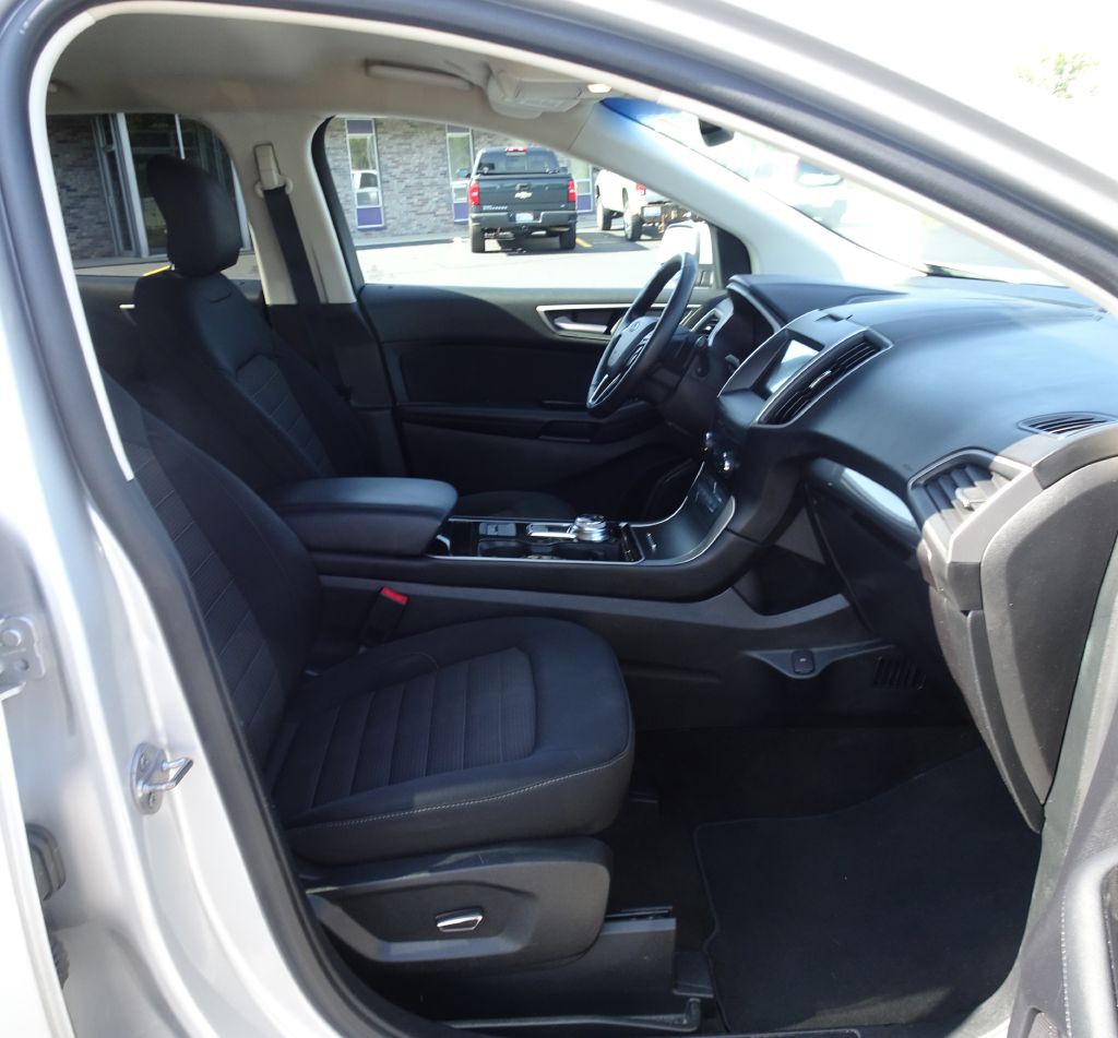 2019 Ford Edge Image 14
