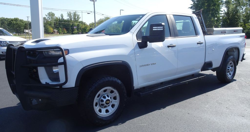 2020 Chevrolet Silverado 1500 Image 2