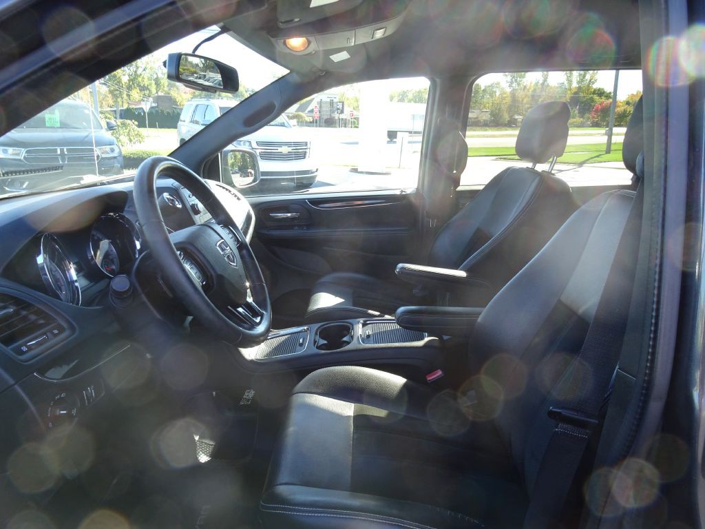 2015 Dodge Grand Caravan Image 10