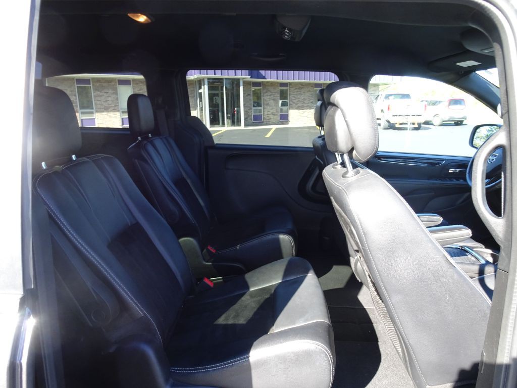 2015 Dodge Grand Caravan Image 15