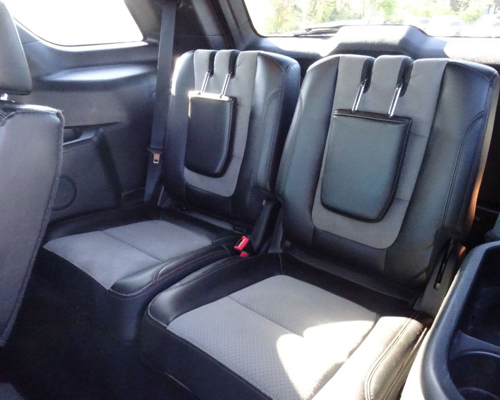 2017 Ford Explorer Image 14