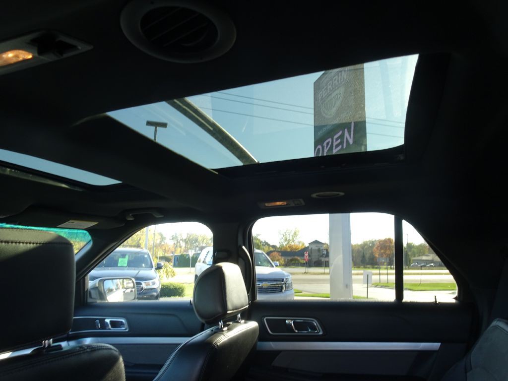 2017 Ford Explorer Image 15