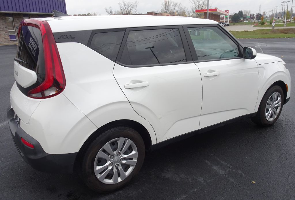 2022 Kia Soul Image 6